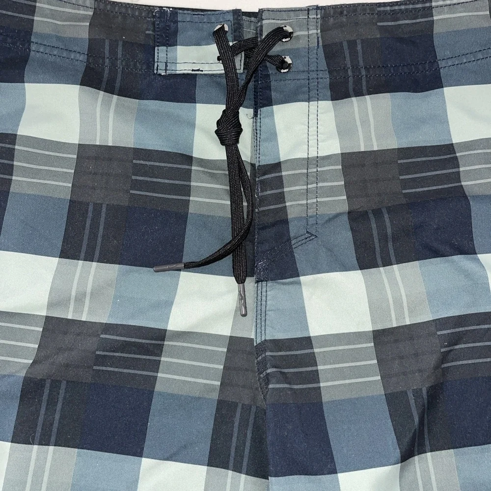 Nike 6.0 Board Shorts 34 Gray Grey Plaid Swim Trunks Swimming Mens Skateboarding
